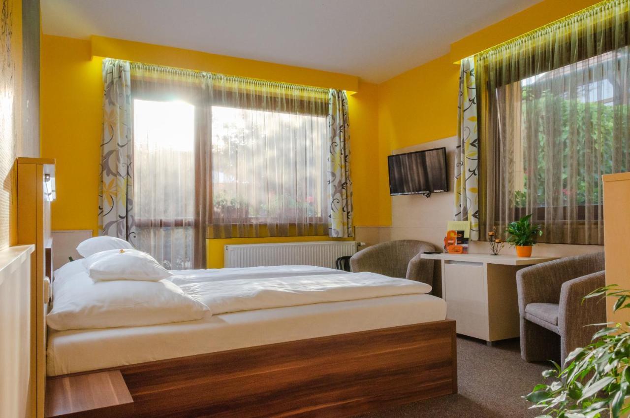 Hotel Mayer Alsóörs Dış mekan fotoğraf