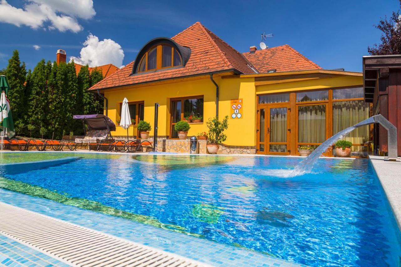 Hotel Mayer Alsóörs Dış mekan fotoğraf